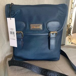 Calvin Klein Belfast Flap Xbody Navy Blue